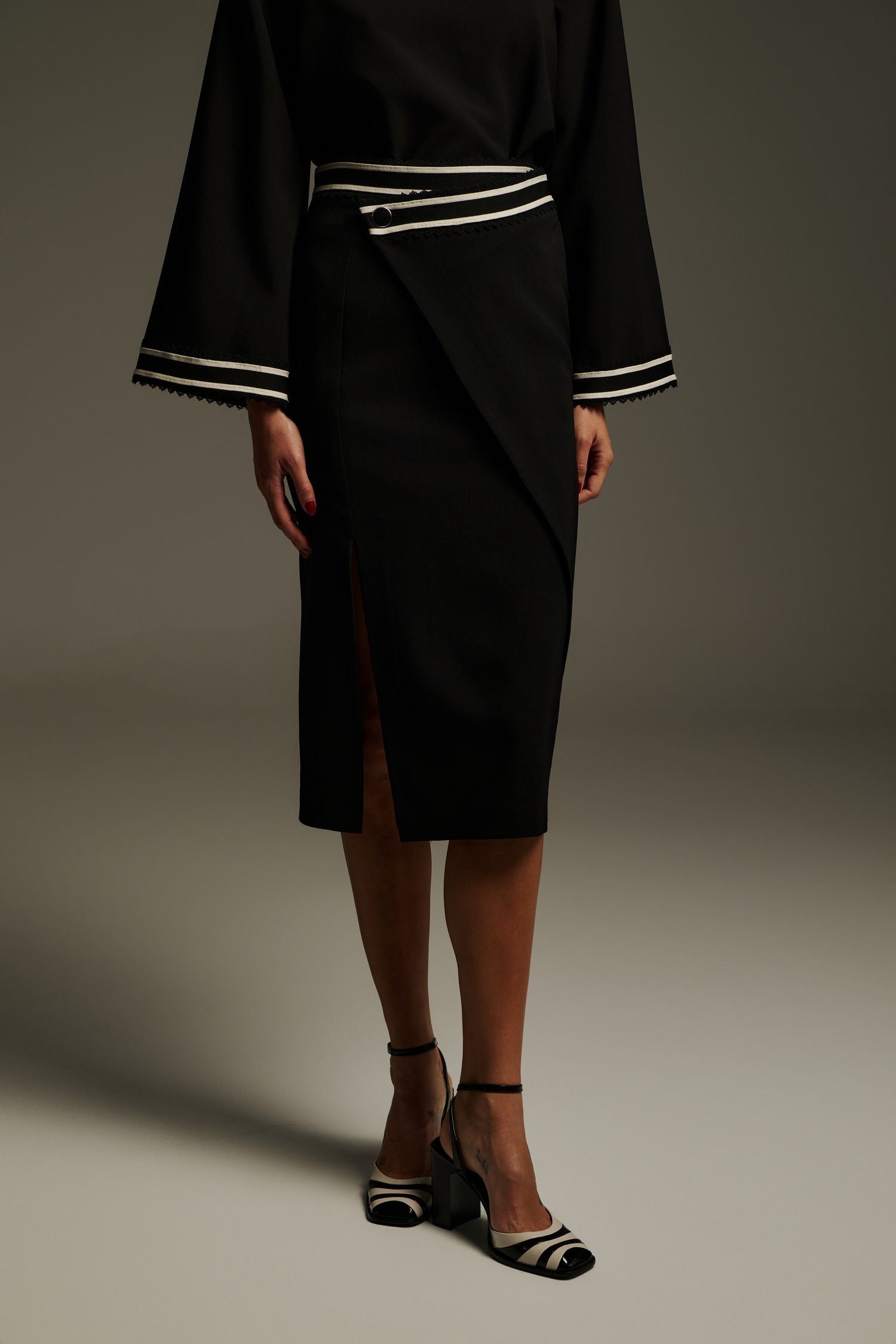 Dejavu Φούστα Φάκελος Με ασπρόμαυρη Τρέσσα