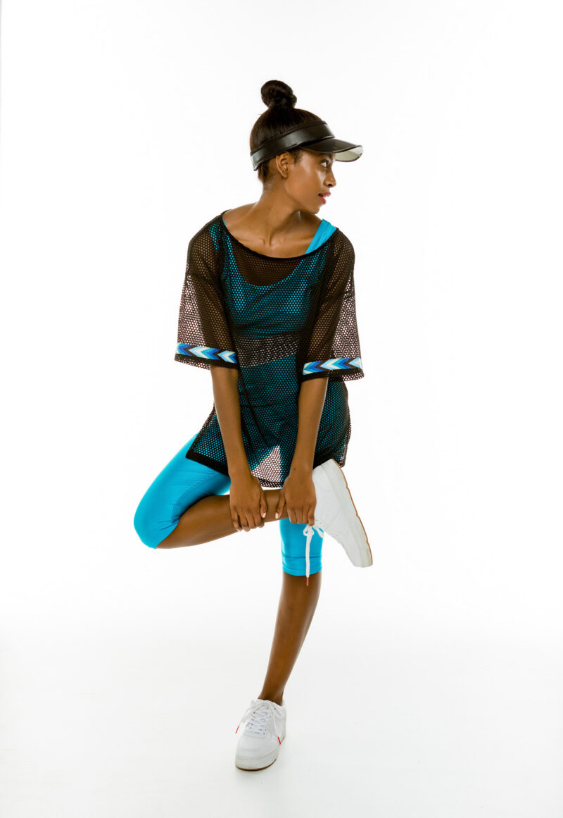 Cinderella Διχτυωτή Μπλούζα με Τρέσσα στα Μάνικια