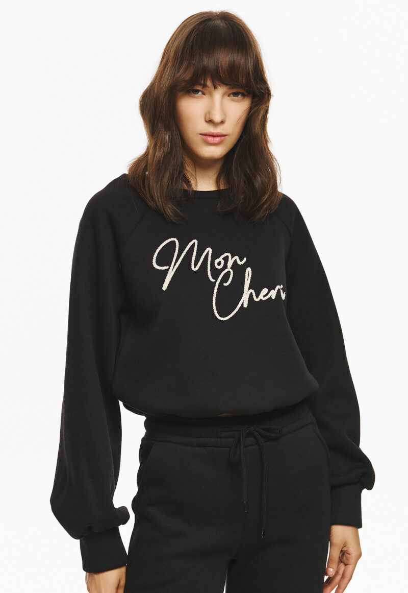 Unitee Cropped Φούτερ με Κέντημα Mon Cheri