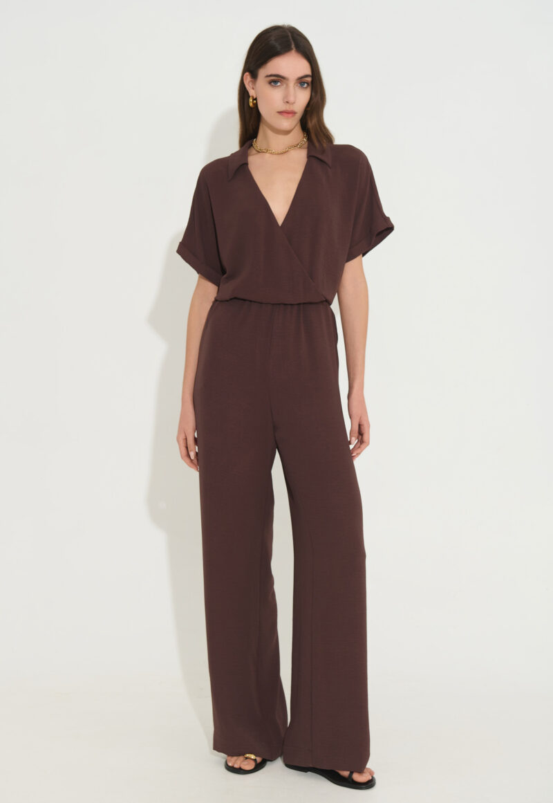 Ολόσωμη Φόρμα με Wrap V-Ντεκολτέ και Φαρδιά Παντελόνα