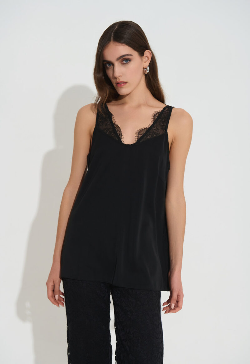 Τοπ με Δαντέλα και V-Ντεκολτέ