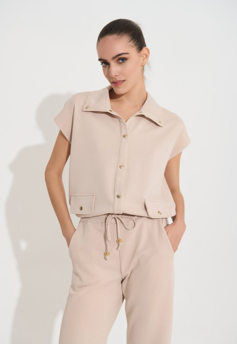 Αμάνικη Ζακέτα με Τσέπες