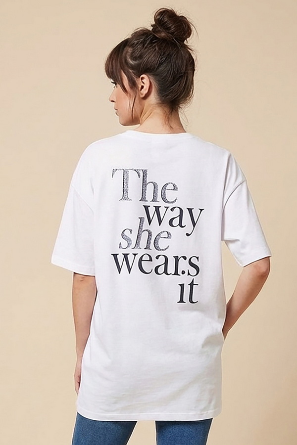Unitee Oversized T-shirt “The Way She Wears It”