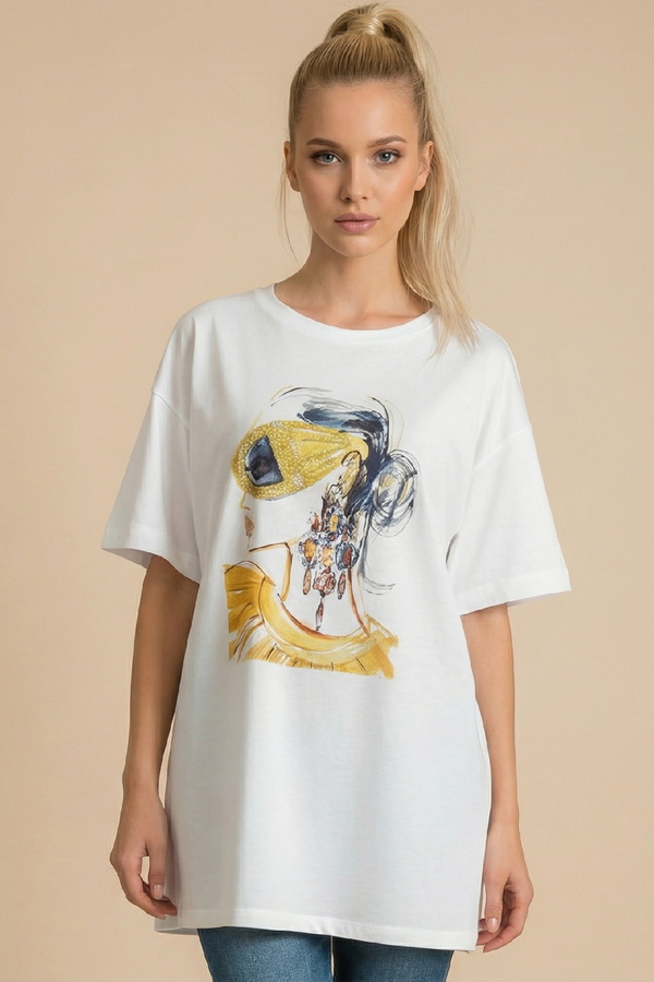 Unitee Oversized T-shirt με Artistic Γυναίκα με Γυαλιά